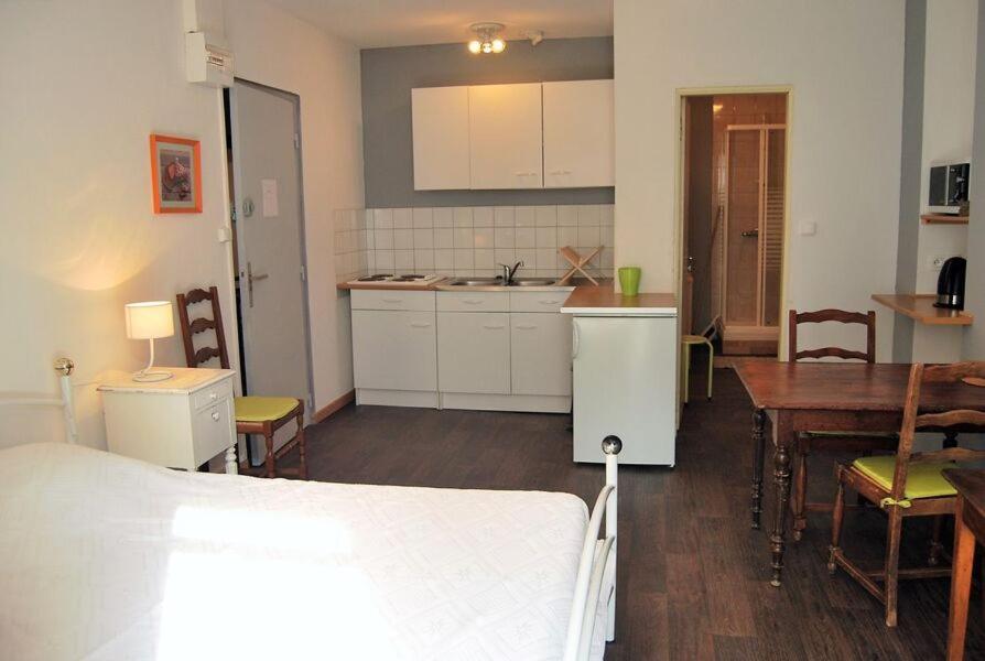 Residence Du Rhone Et Des Thermes 네레스레벵즈 외부 사진